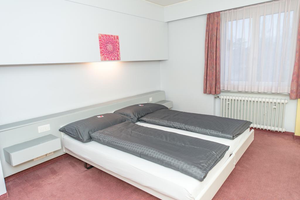 Hotel Rotes Haus Brugg  Esterno foto