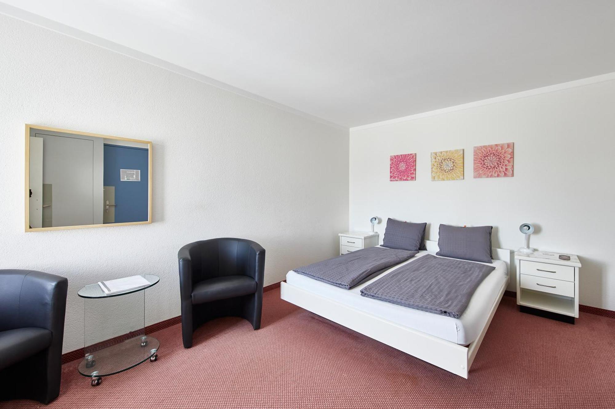 Hotel Rotes Haus Brugg  Esterno foto