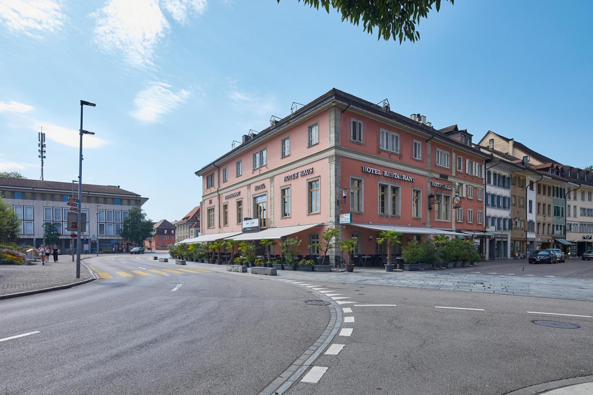 Hotel Rotes Haus Brugg  Esterno foto